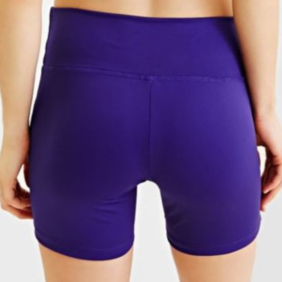 SOLD! SOLD! PRISMSPORT X UO Shorty Short Sold Out NWT BIKE - Picture 4 of 8